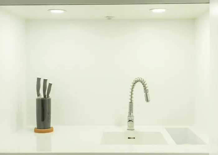 Oceansound White Apartment *